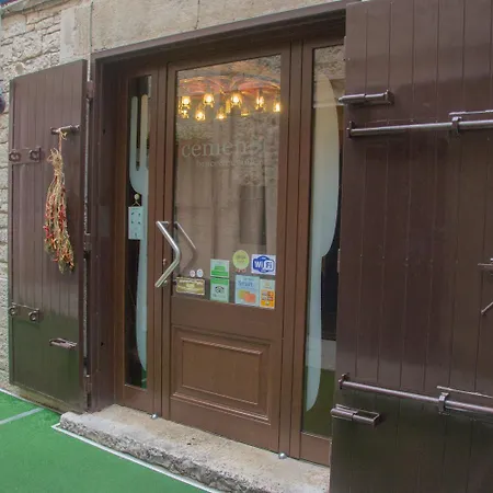 Alojamento de Acomodação e Pequeno-almoço Cemener